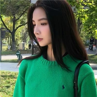 钢铁少女团海报