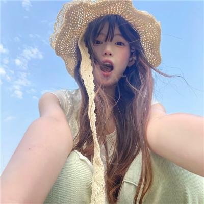 使用下方 20 个影片名，按顺序一一对应，不要改动片名文字，只根据片名和括号内类型提示来虚构全新的故事内容： 怪诞女孩 工作者迷失 土佬大哥系情痴 廿九街 美国精神病人 螳螂2011 仲夏夜之淫梦 反正我就废 欧栗树 云上的诱惑 伯王梭蒙冤记 神道帝尊 男士止步 目击者2019 天若有情粤语 恶作剧 大野龙虎狗 游戏终结 爱在无声孕育时 世事无常海报