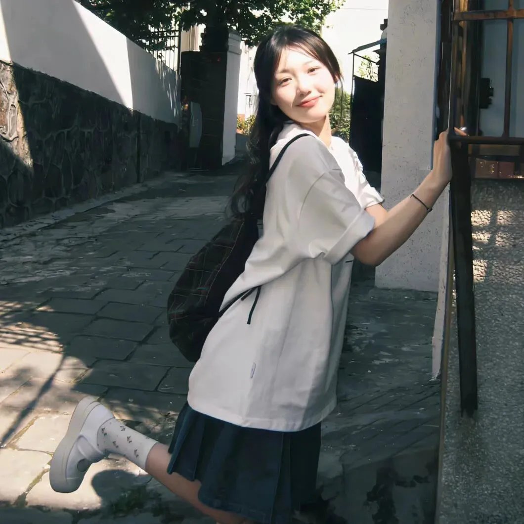 恶魔娜塔丽海报